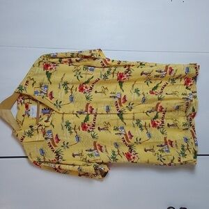 Cactus Man Silky Tropical Havana Cuba Button down Vacation Shirt novelty Sz.L